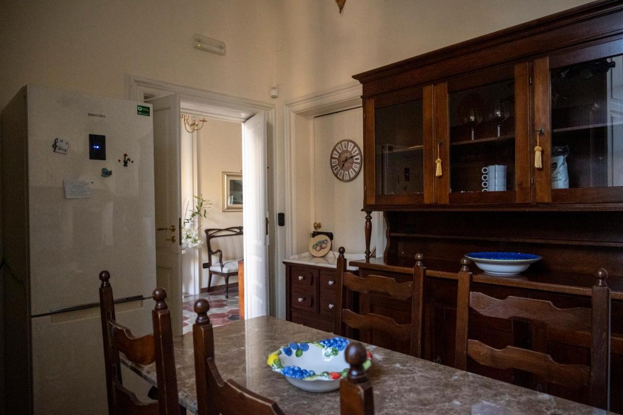 Appartamento Trani House Vacanze Esterno foto